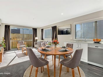 2/16 Hammond Street, Hamilton Central, Hamilton