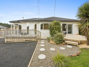 17 Ipswich Street, Bradford, Dunedin