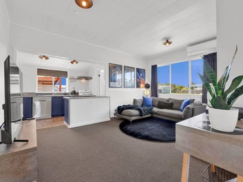 98 Centennial Avenue, Waitara, Waitara