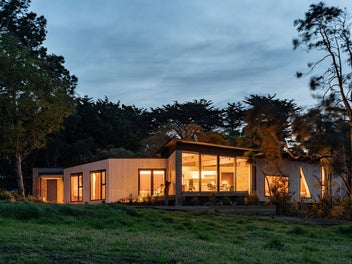 109B Cliffs Road, Saint Clair, Dunedin