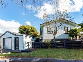 55 Larchmont Grove, Totara Park, Upper Hutt