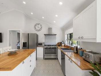 56 Polkinghorne Drive, Manly, Whangaparaoa