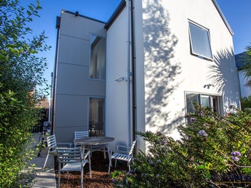 2/24A Bowen Street, Upper Riccarton, Christchurch
