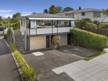 126 Brooklands Road, Brooklands, New Plymouth