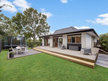 6A Steele Street, Meadowbank, Auckland