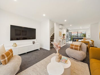 2/12 Stanley Street, Berhampore, Wellington