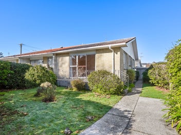 1/16 RIVERBANK ST, Ebdentown, Upper Hutt