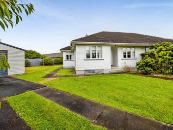 13 Douglas Street, Hawera