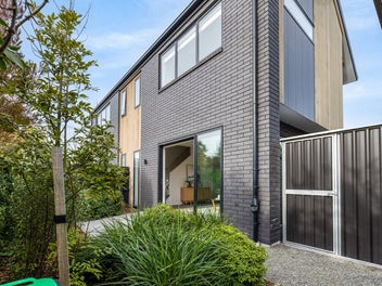 2/59 Waimairi Road, Upper Riccarton, Christchurch