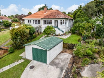 24 Plunket Terrace, Hamilton East, Hamilton