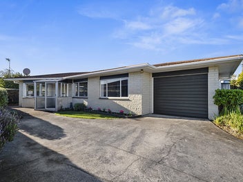 3/3 Union Street, Merrilands, New Plymouth