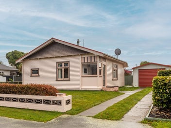 25 Wades Avenue, Saint Martins, Christchurch