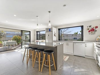 23 Coral Drive, Papamoa Beach, Papamoa