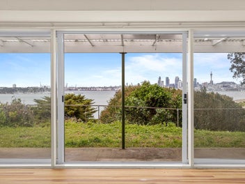 59 Sylvan Avenue, Northcote, Auckland