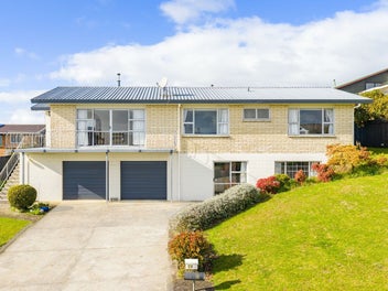 38 Russleigh Drive, Dinsdale, Hamilton