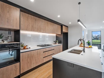 18 Halley Drive, Chartwell, Hamilton