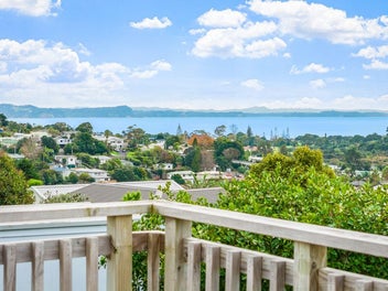 19 Rishworth Avenue, Stanmore Bay, Whangaparaoa