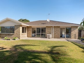 8 Romana Crescent, Papamoa Beach, Papamoa