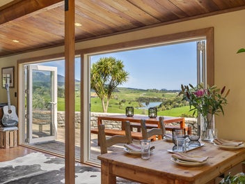 4173 State Highway 23, Raglan, Raglan