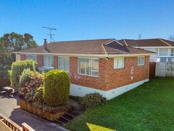 18 Jade Avenue, Pakuranga Heights, Auckland