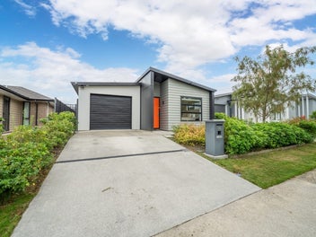 16 Buddle Road, Wallaceville, Upper Hutt