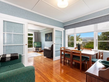 1 Tui Terrace, Tawa, Wellington