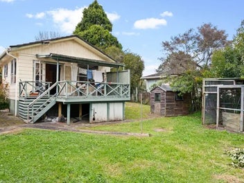 69 Riverpark Crescent, Henderson, Auckland