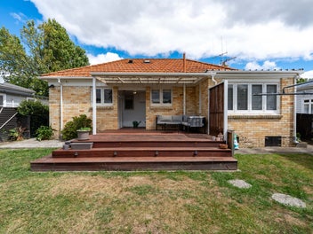 210 Nixon Street, Hamilton East, Hamilton