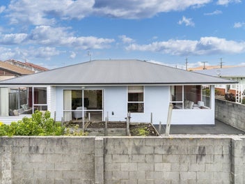 76A Bay View Road, South Dunedin, Dunedin