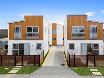 7/9 Coral Crescent, Panmure, Auckland