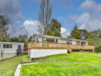 33 Cron Avenue, Te Atatu South, Auckland