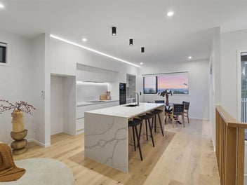85A Awaroa Road, Sunnyvale, Auckland