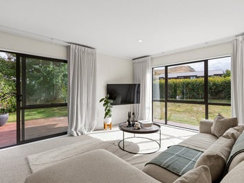 10 Erskine Street, Lake Hayes, Queenstown