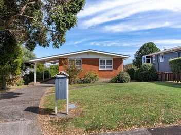 19 Carole Crescent, Pakuranga, Auckland