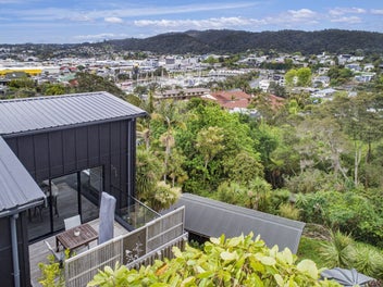 6 The Bluff, Riverside, Whangarei