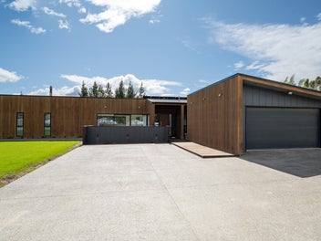 34 Hardings Road, Blenheim