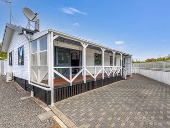 9A Robinson Avenue, Holdens Bay, Rotorua