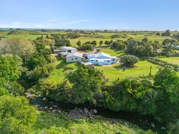 6324 South Road, Opunake