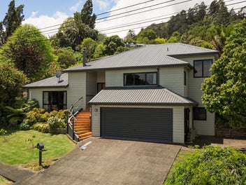 612 Augustus Street North, Thames