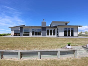 406 Devils Bridge Road, Rosebery, Oamaru