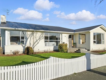 1 Glenavon Place, Ilam, Christchurch