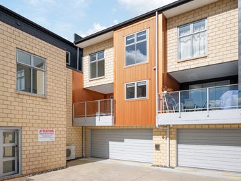 5/7 Vialou Street, Hamilton Central, Hamilton