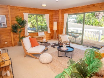 23 Hibiscus Avenue, Cable Bay, Cable Bay