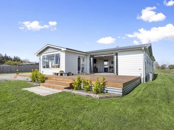 20 Monteith Street, Halcombe, Halcombe