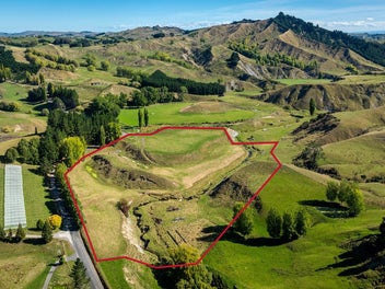 2106B Kahuranaki Road, Elsthorpe