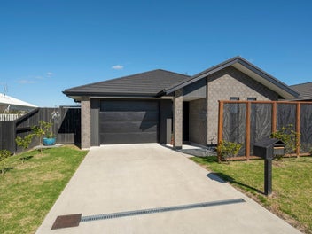 11 Eastbank Drive, Katikati, Katikati