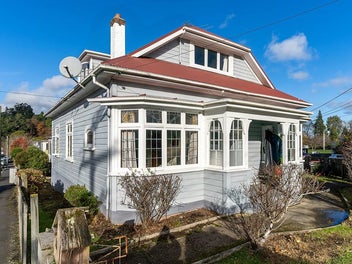 27 Gladstone Road, North East Valley, Dunedin