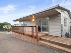 12A Evans Road, Weymouth, Auckland