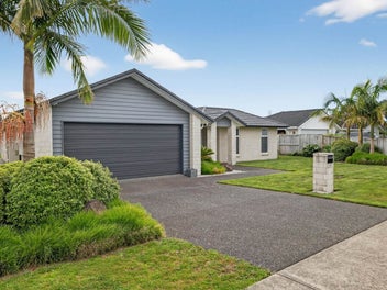 19 Charlotte Drive, Omokoroa, Omokoroa