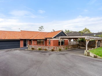 72 Moeraki Road, Maoribank, Upper Hutt